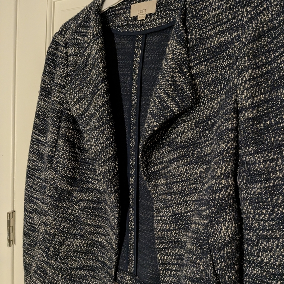 LOFT Navy and White Textured Blazer M size - Picture 2 of 7